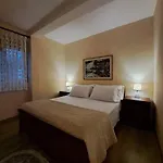 Quiet, Cozy, Luminous Apartment